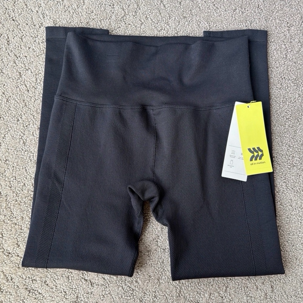 All in Motion High-Waist Seamless Leggings Athletic Active Tight Black M NWT